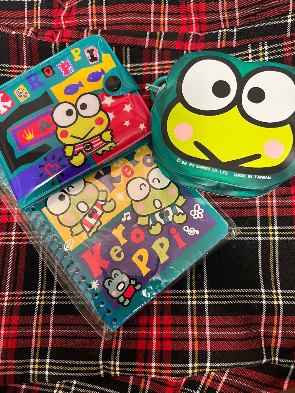 Vintage Sanrio Keroppi wallet Coin Purse & Notepad Set - Green, Aqua, Pink